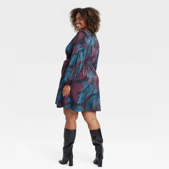 Ava & Viv Multi-floral Plus Size Dress - Picture 3 of 5